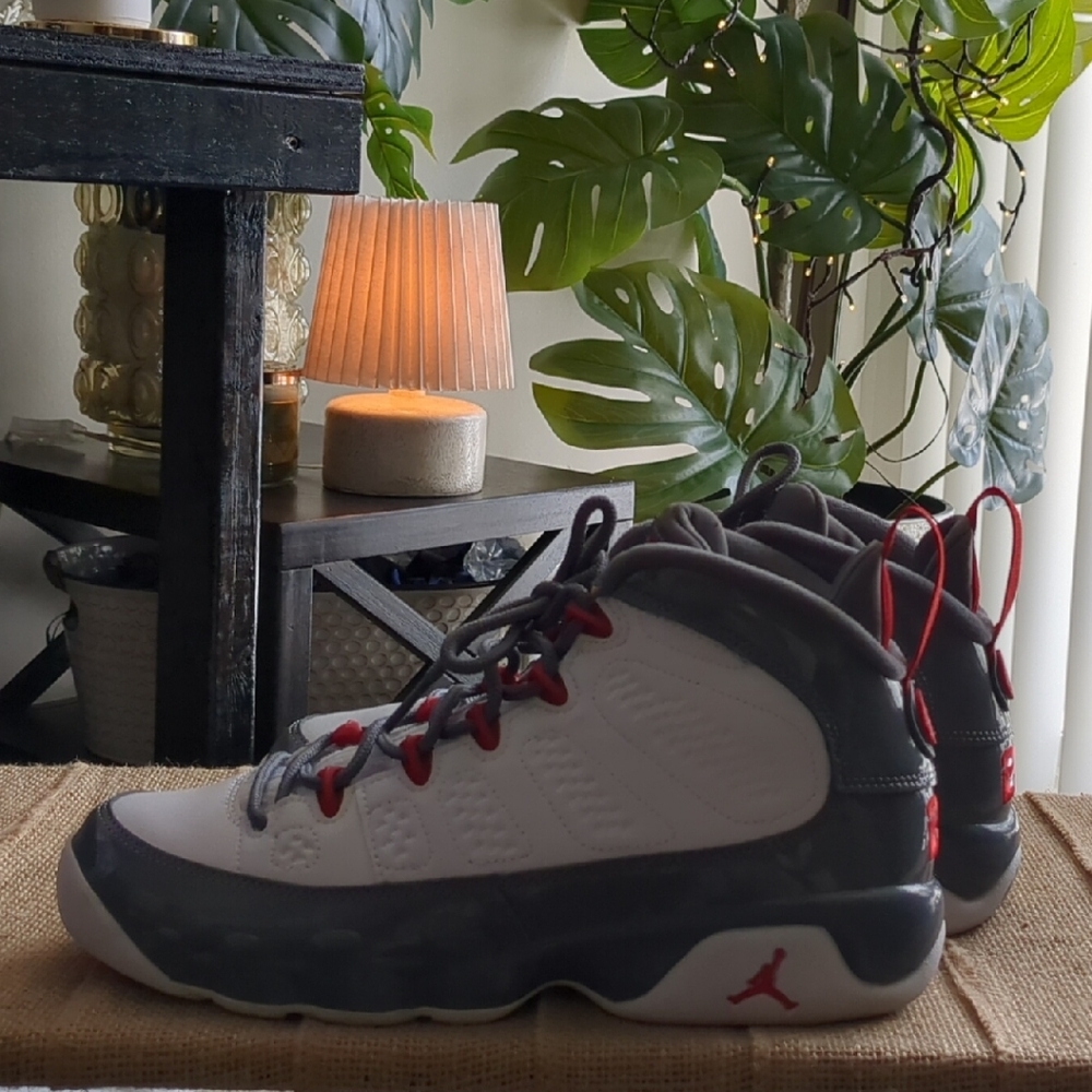 🩶Air Jordan 9 Retro's Worn One Time!!